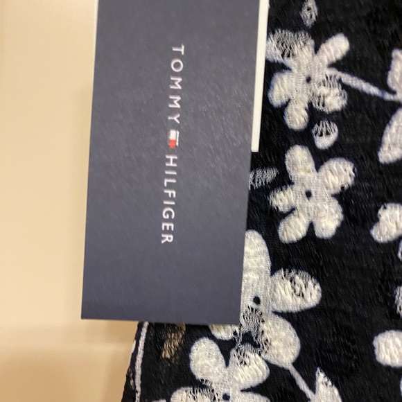 Women’s Tommy Hilfiger sleeveless dress - Picture 3 of 6